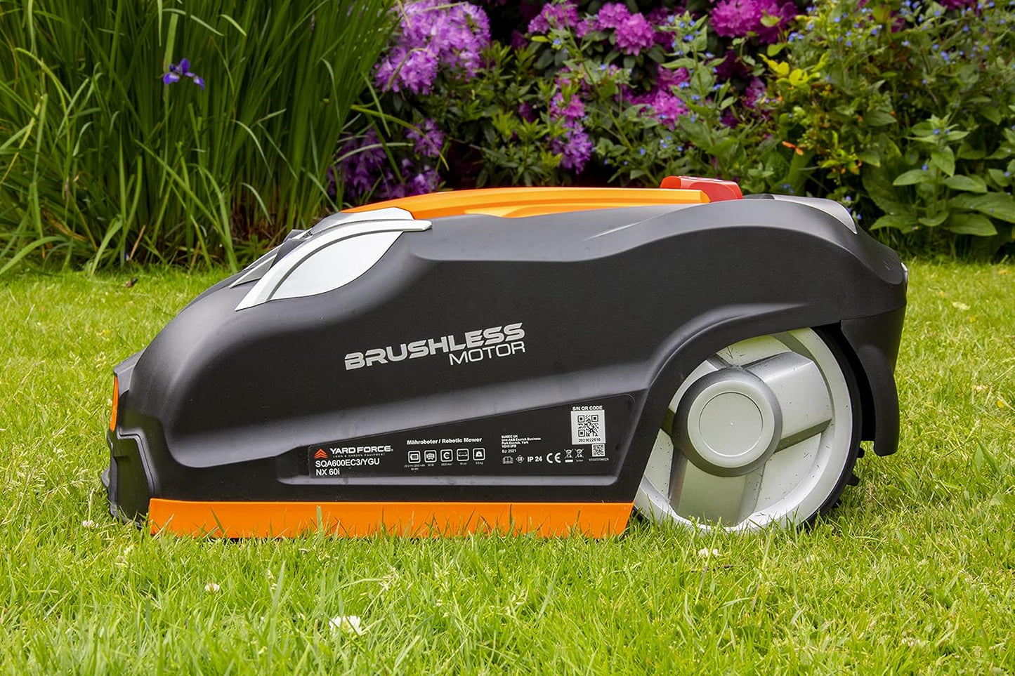 YARD FORCE NX100i Robotic Lawnmower up to 1000 m²,Automatic Lawn Mower Robot with App Control, iRadar Ultrasonic Sensor, Multi-Zone Programming, LCD Control Panel with Number Keypad