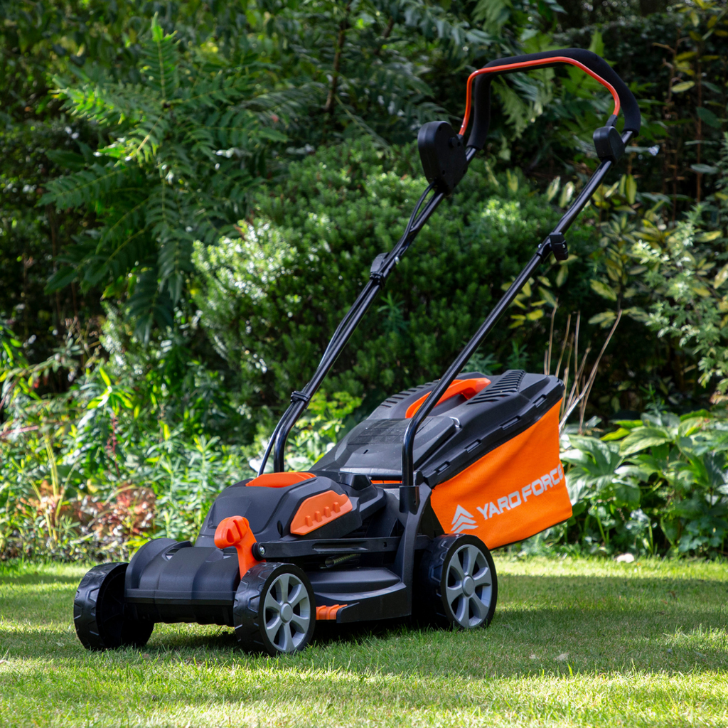 20V 33cm Brushless Cordless Lawnmower & Trimmer Lawn Care Twin Pack