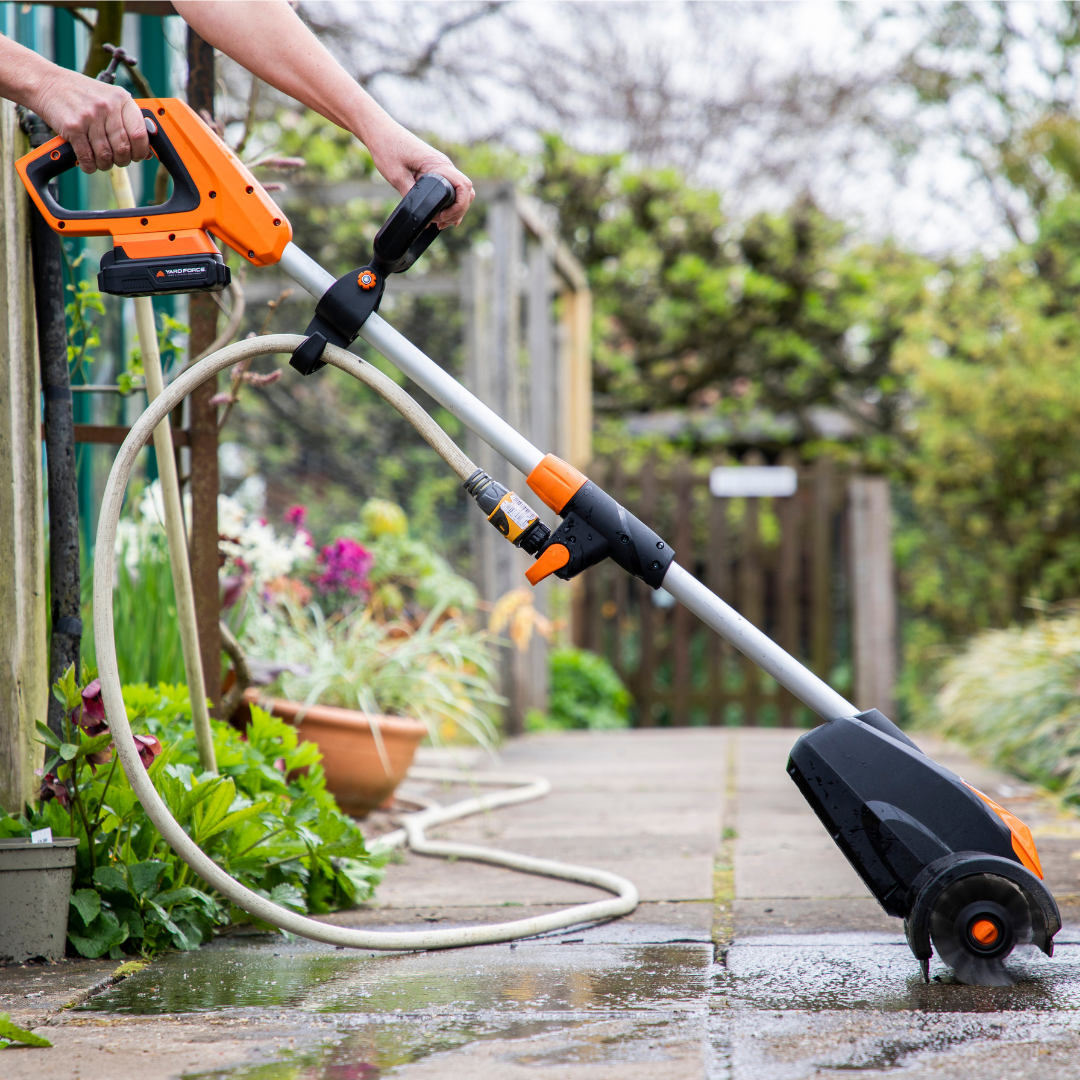 20V Cordless Dual Speed Patio Cleaner